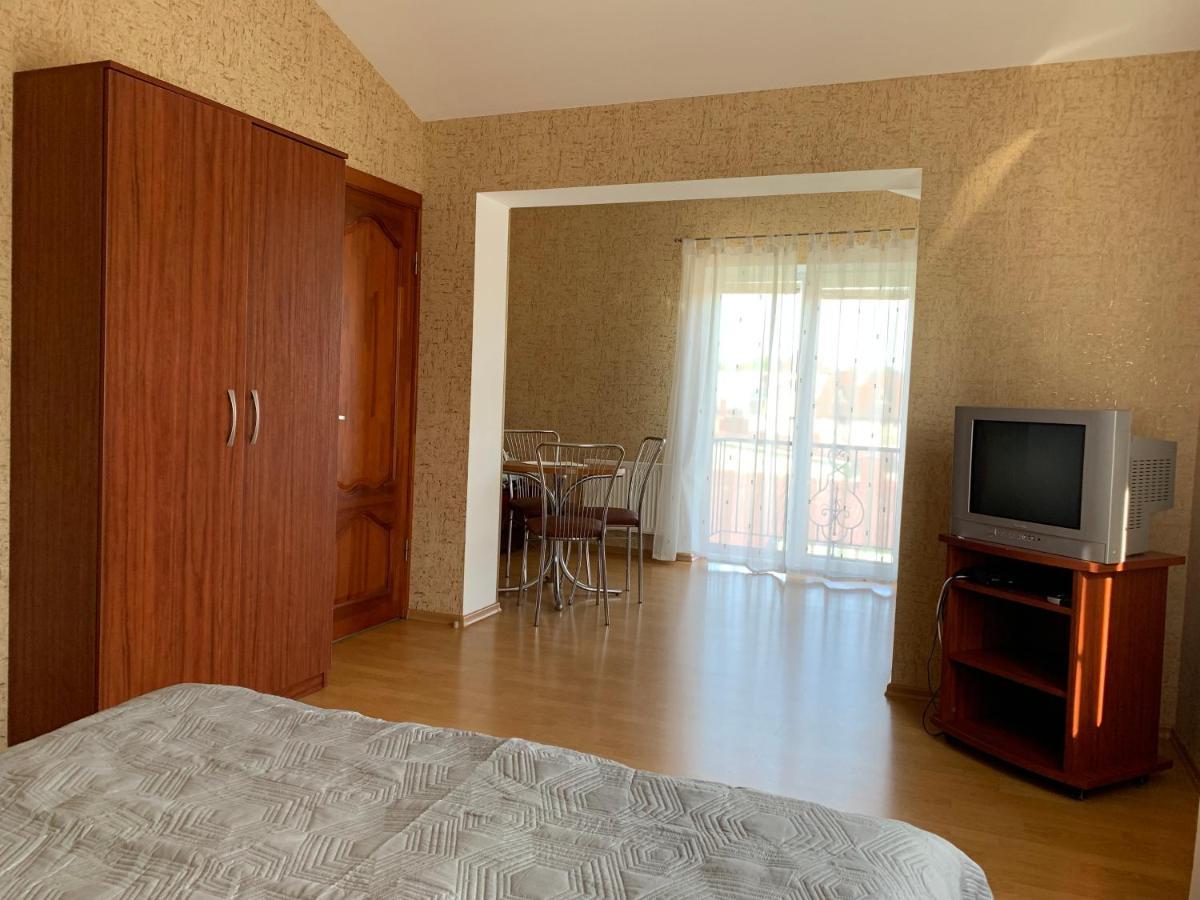 Green Villa Паланга Экстерьер фото